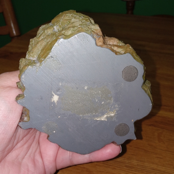 Vintage Wolf and Totem Pole Figurine 9in - Picture 5 of 15